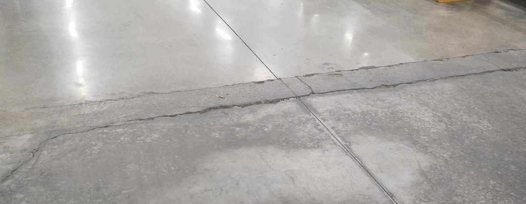 pulizia pavimenti industriali - pavimento in calcestruzzo 